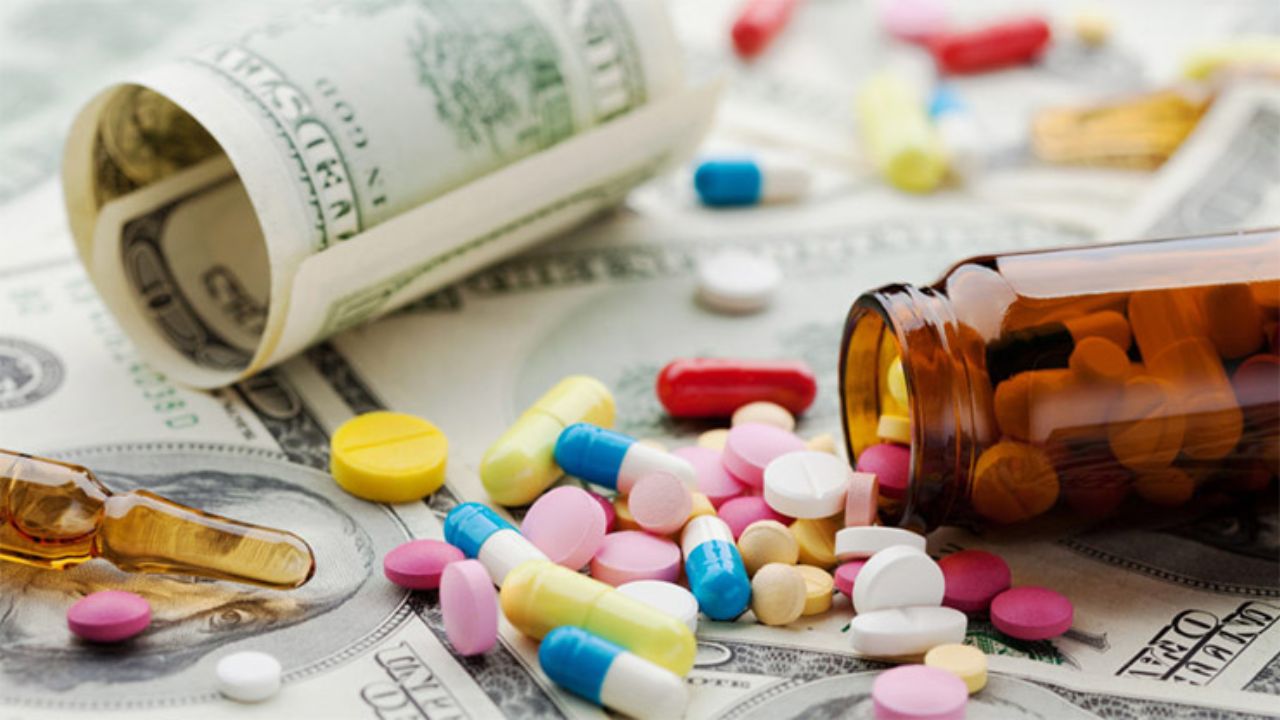 فروش اقلام دارویی داخلی برخی شرکت‌ها با چند برابر قیمت!